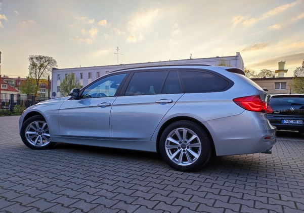 BMW Seria 3 cena 63500 przebieg: 89425, rok produkcji 2016 z Serock małe 631